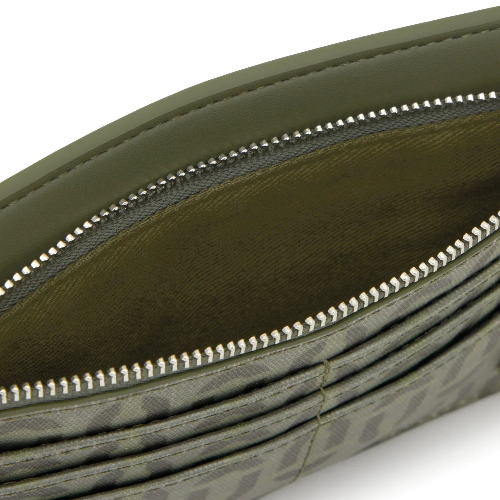 ארנק עור ירוק יוקרתי עם רוכסן ותאי כרטיסים, קולקציית CHOZEN, קבוצת אלפא