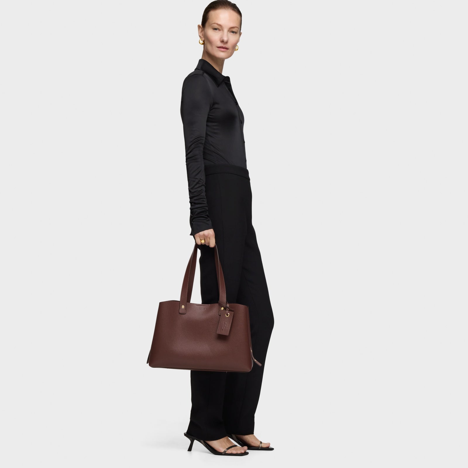 טואוס תיק כתף גדול The Citybow חום