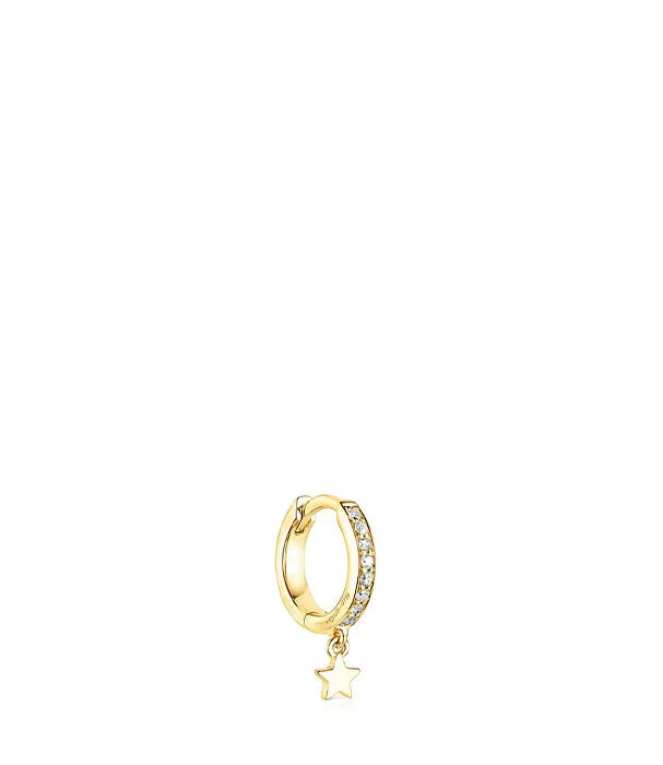 עגיל חישוק זהב עם תליון כוכב ואבני חן מבריקות מבית CHOZEN