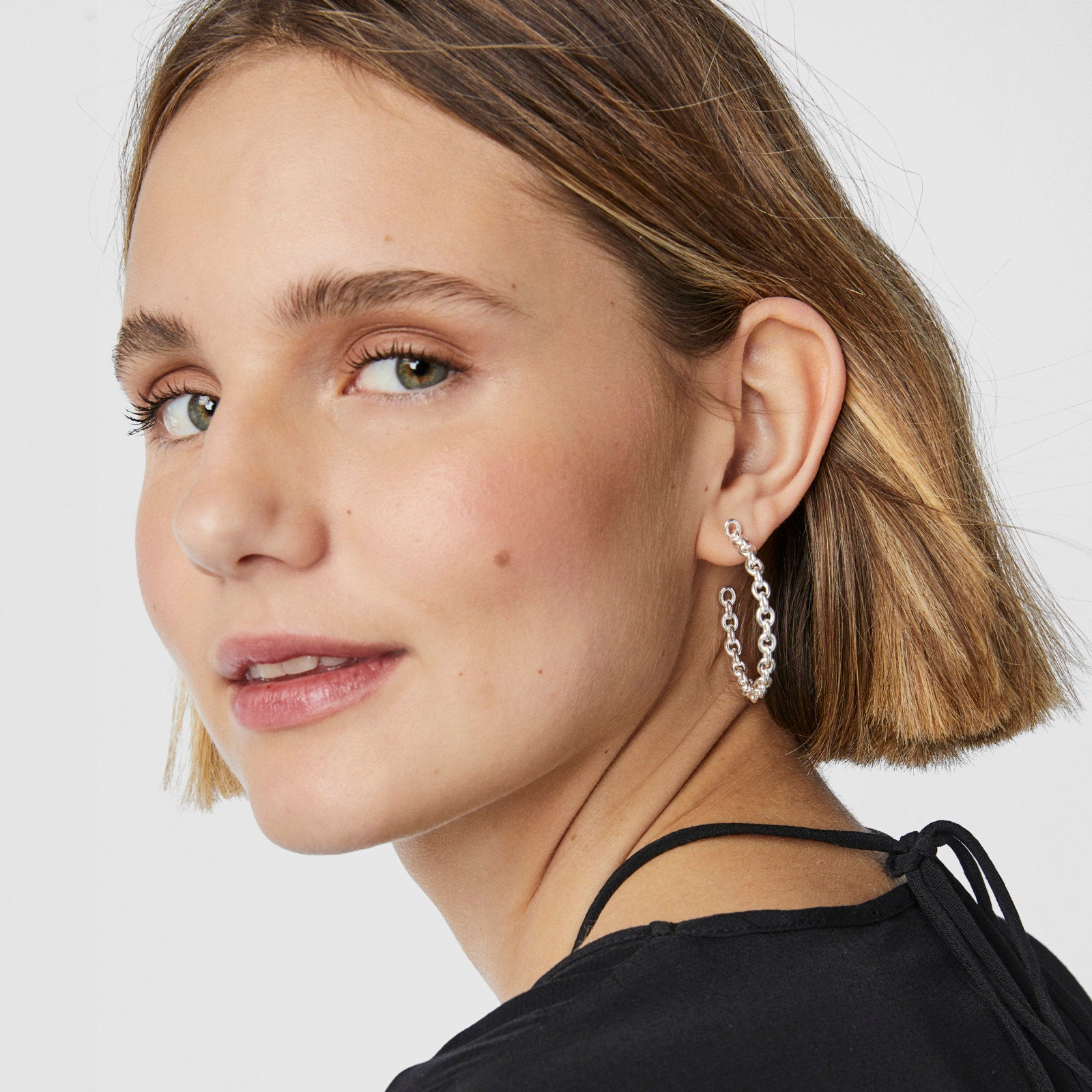 טואוס עגילי חישוק Calin מכסף - CHOZEN