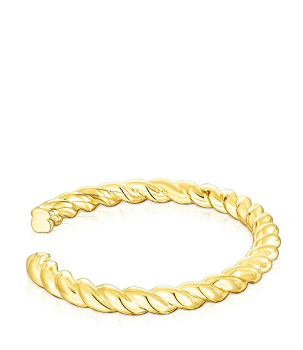 צמיד פתוח זהב בעיצוב טוויסט, תכשיט יוקרתי מבית CHOZEN, רקע לבן