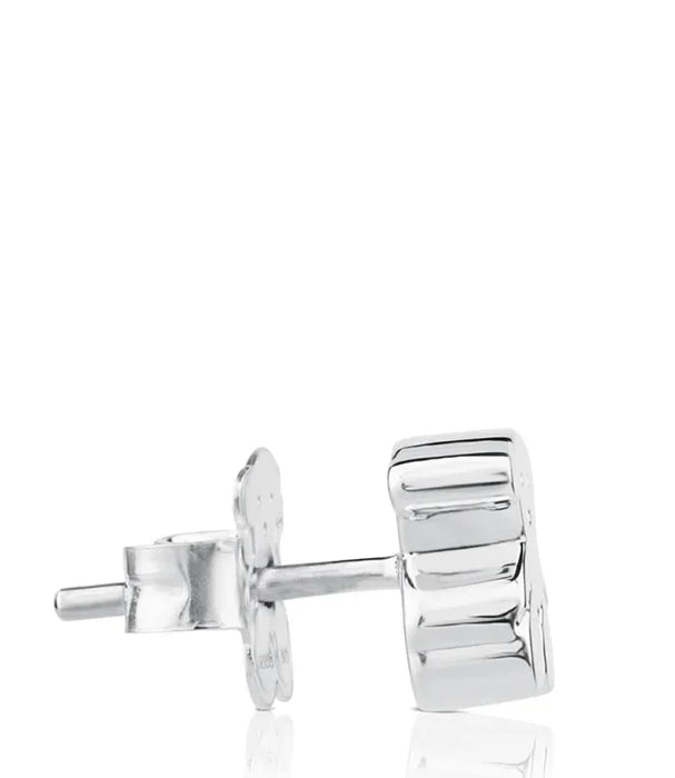 עגיל כסף בצורת שן, תכשיט יוקרתי מהמותגים של CHOZEN