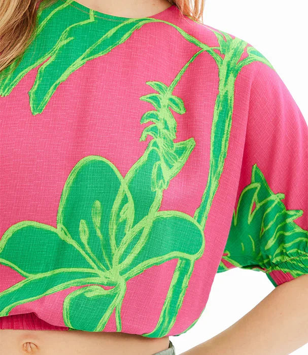 חולצה קיצית ורודה עם הדפס עלים ירוק, קולקציית אופנה CHOZEN