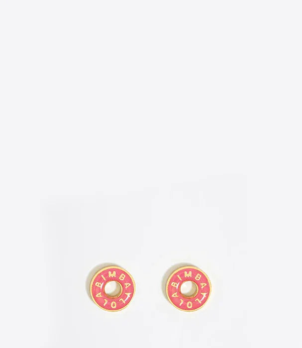 עגילי דיסק עגולים בעיצוב BIMBA Y LOLA על רקע לבן, אקססוריז אופנתי מאת CHOZEN