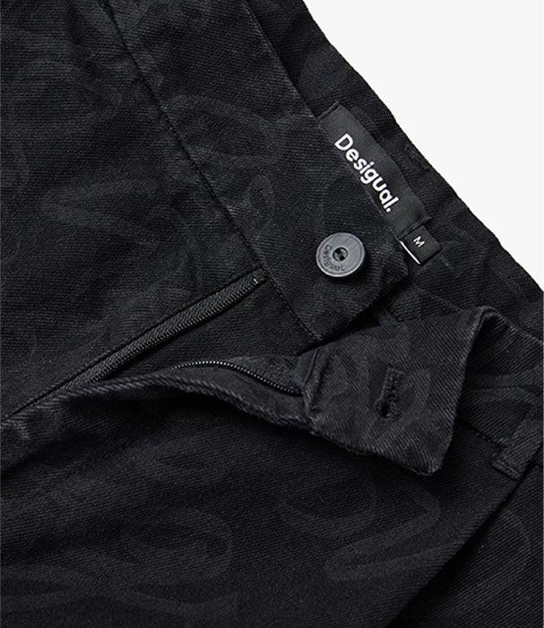 מכנסיים שחורים של Desigual תווית מידה M, צילום תקריב מכפתור ורוכסן, קניות CHOZEN