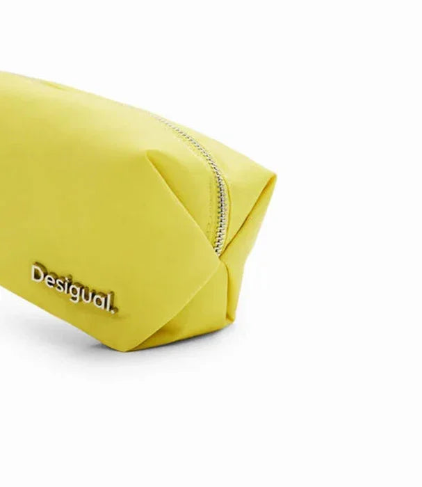 נרתיק קוסמטיקה צהוב Desigual עם רוכסן, עיצוב מודרני מבית קבוצת אלפא