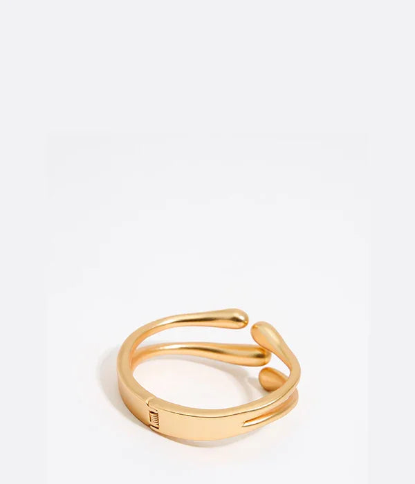 טבעת זהב פתוחה בעיצוב מודרני יוקרתי, תכשיט אופנה CHOZEN, קבוצת אלפא