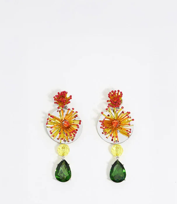 עגילי שנדליר צבעוניים דגם פרח, משובצים קריסטלים ירוקים, כתומים וצהובים, אתר CHOZEN