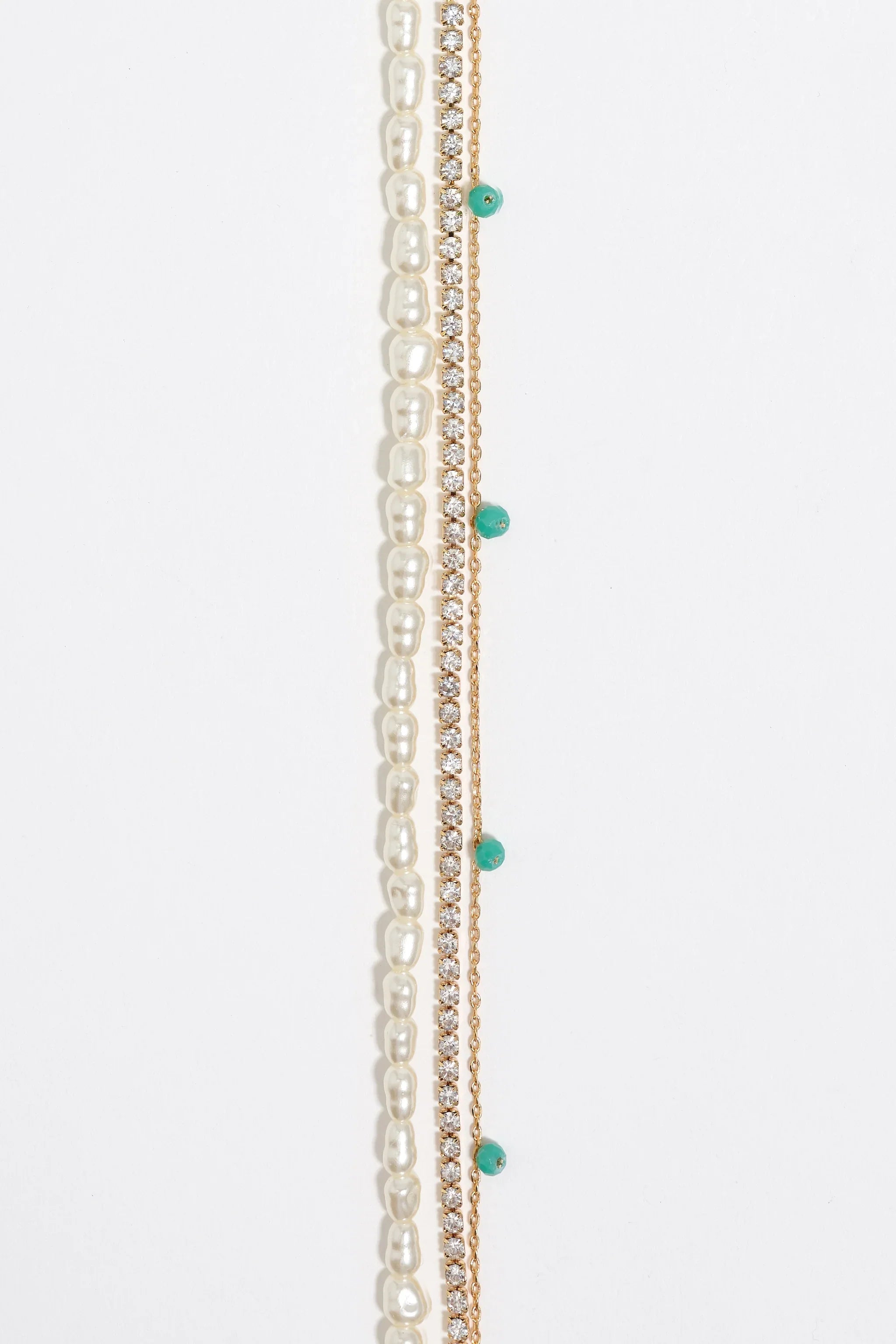 שרשראות טרנדיות CHOZEN – פנינים, קריסטלים ואבנים ירוקות, עיצוב אופנתי מבית קבוצת אלפא