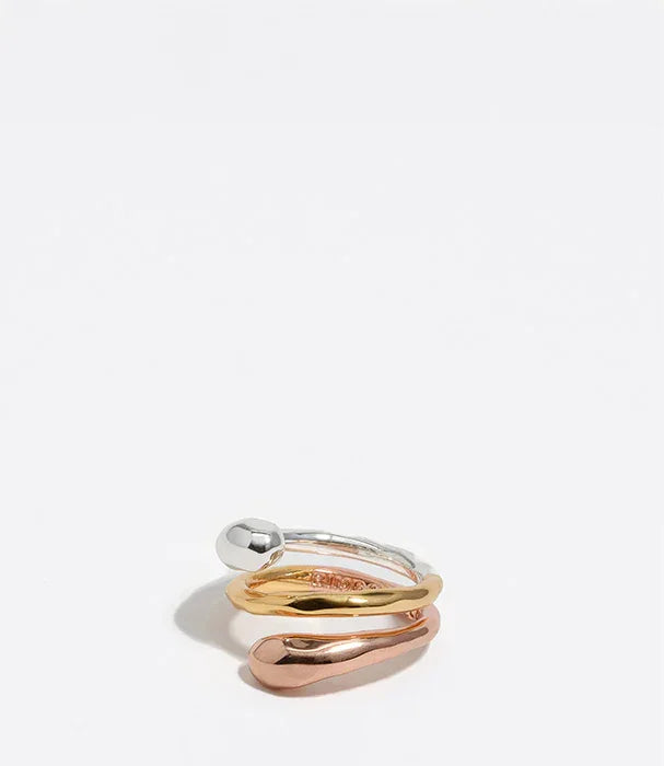 טבעת מעוצבת בשלושה גוונים, כסף זהב וזהב ורוד, מבית CHOZEN מותג תכשיטים מוביל
