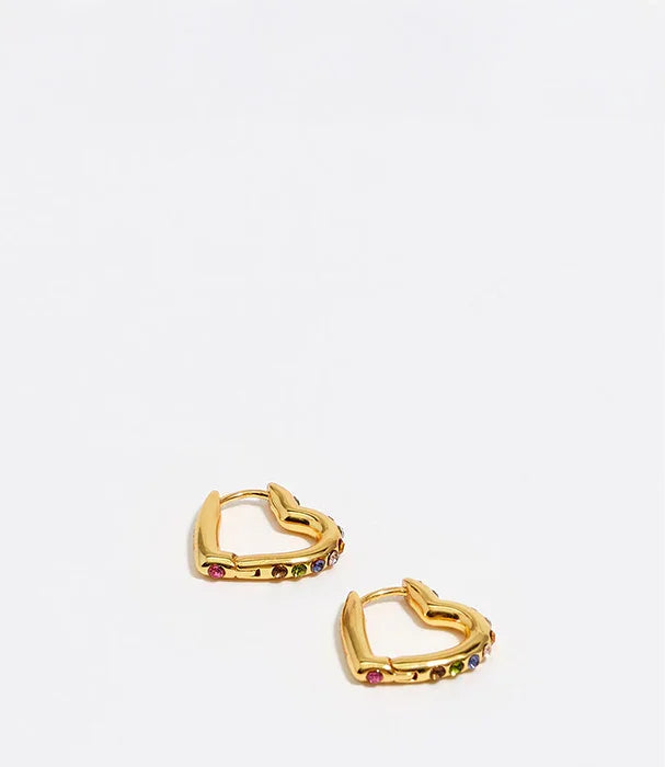 עגילי לב זהב עם אבני חן צבעוניות, עיצוב אופנתי מבית CHOZEN