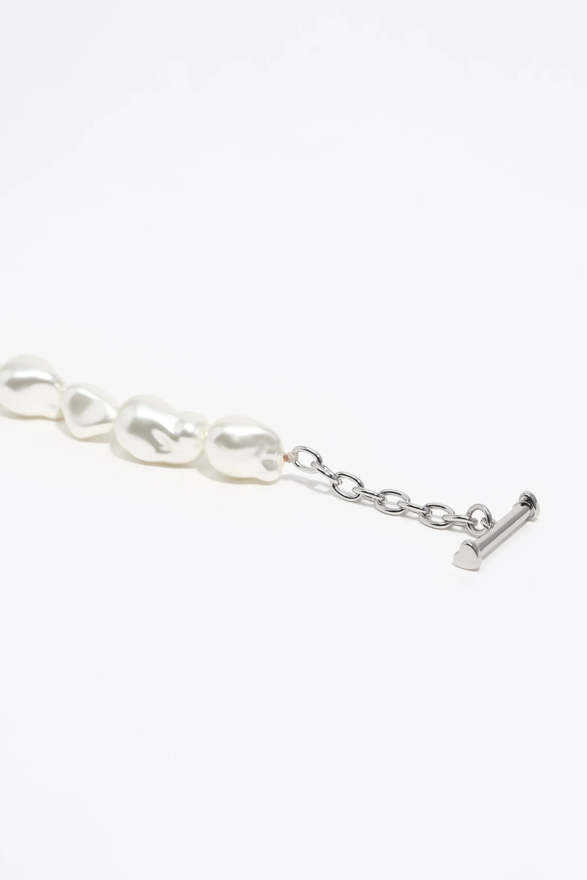 שרשרת פנינים עם סוגר שרשרת כסוף, תכשיטים יוקרתיים CHOZEN אלפא