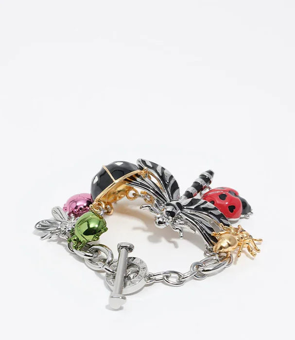 צמיד כסף מעוצב עם תליונים של חרקים צבעוניים, CHOZEN תכשיטים יוקרתיים מבית קבוצת אלפא