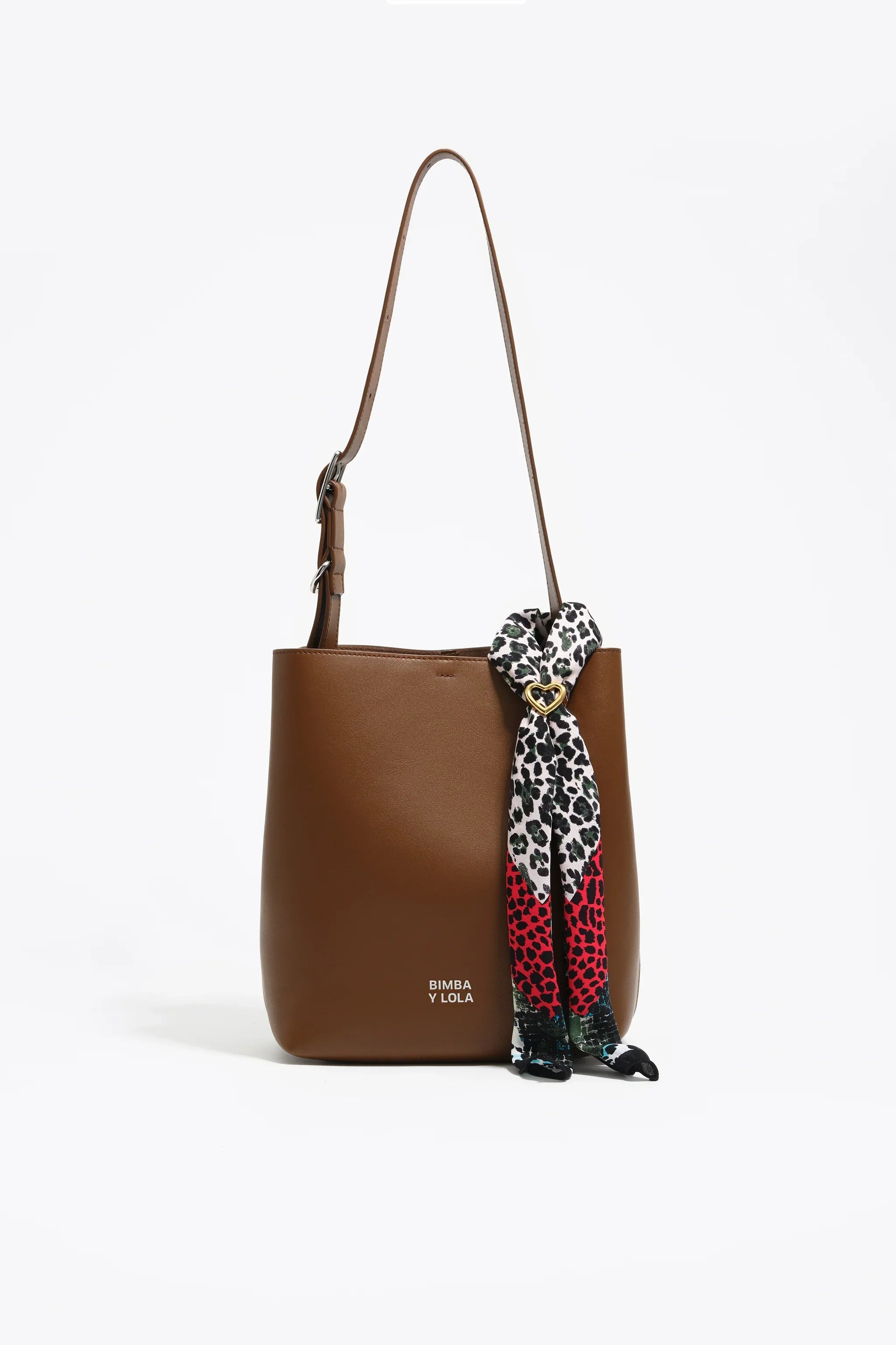 תיק כתף חום של BIMBA Y LOLA עם צעיף מודפס, מוצר ייבוא רשמי ב-CHOZEN