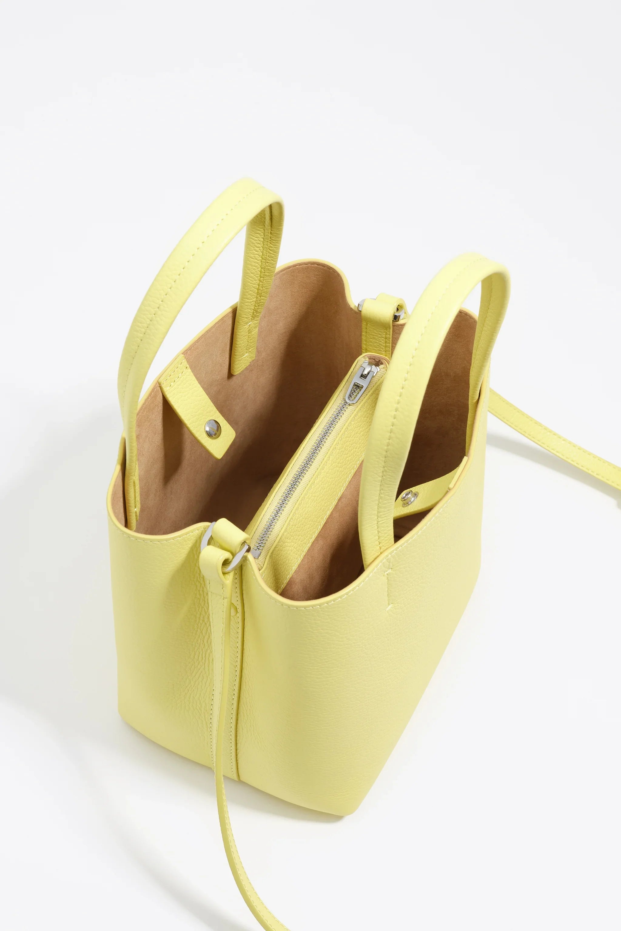 תיק יד לנשים בצבע צהוב בהיר, עור איכותי, עיצוב אופנתי, מבית CHOZEN קבוצת אלפא