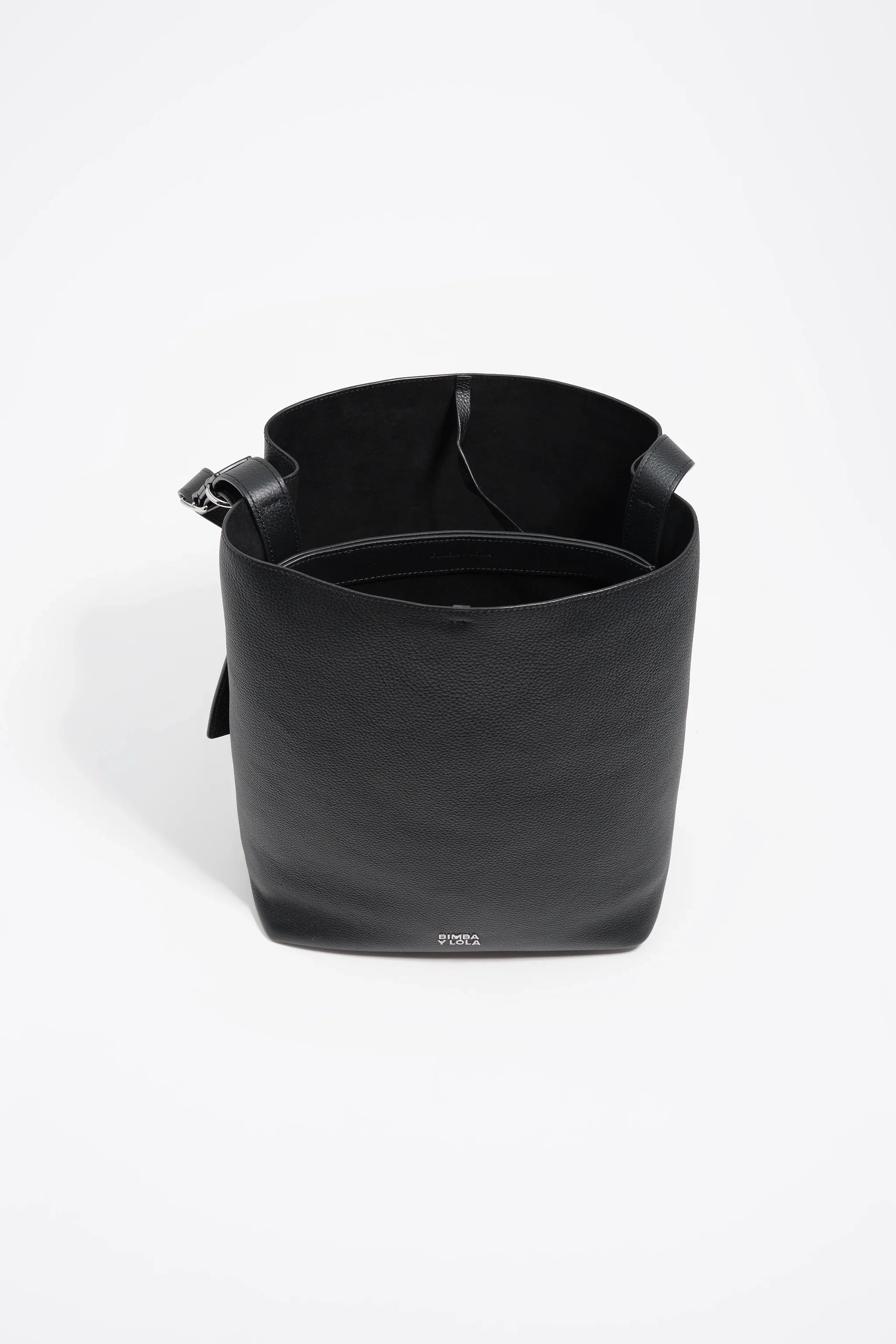 תיק צד שחור לנשים מבית SIMBA Y LOLA, עיצוב יוקרתי, מתוך CHOZEN אלפא