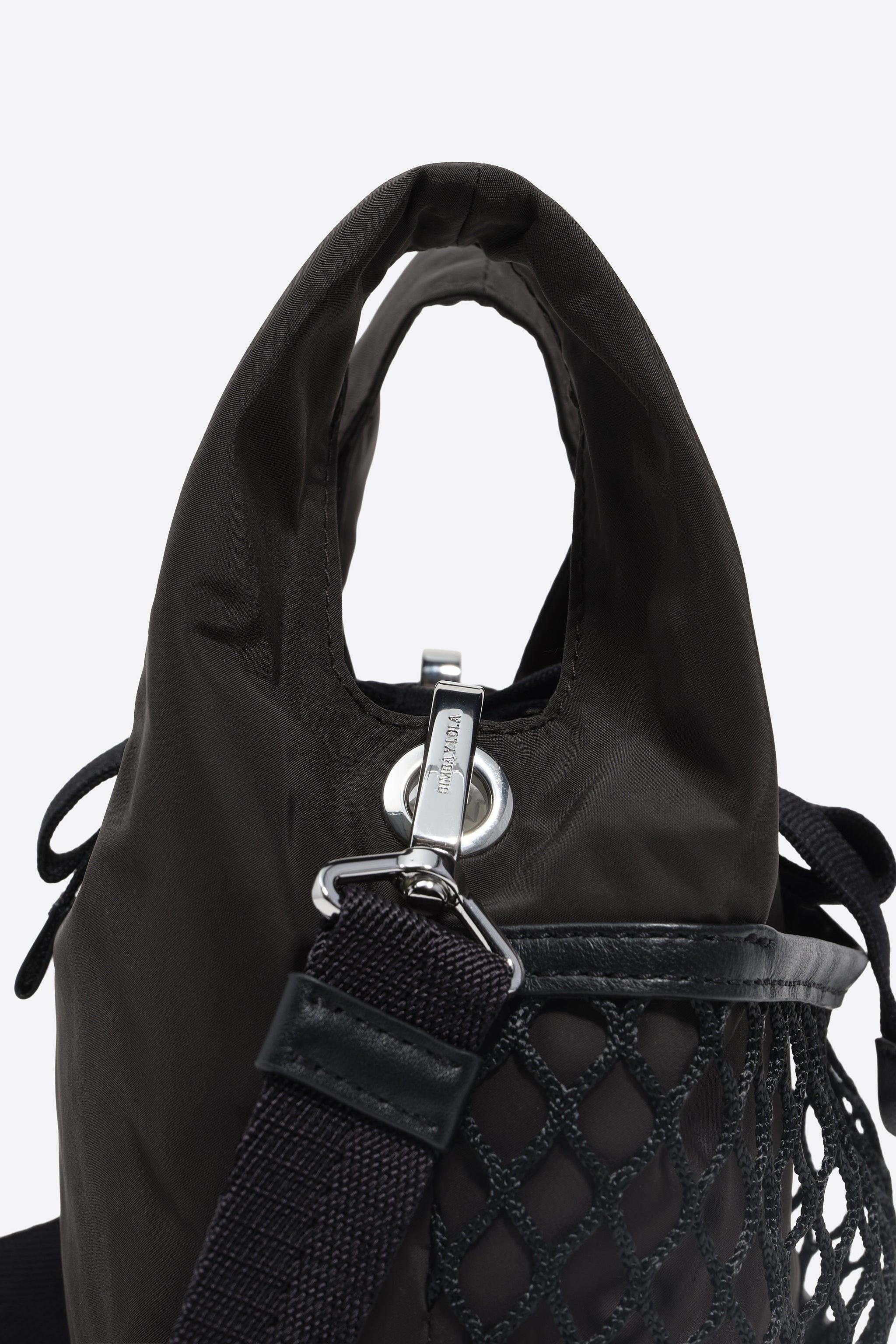 תיק יד שחור עם רצועה ורשת יוקרתית, עיצוב מודרני ב-CHOZEN מותגים מובילים