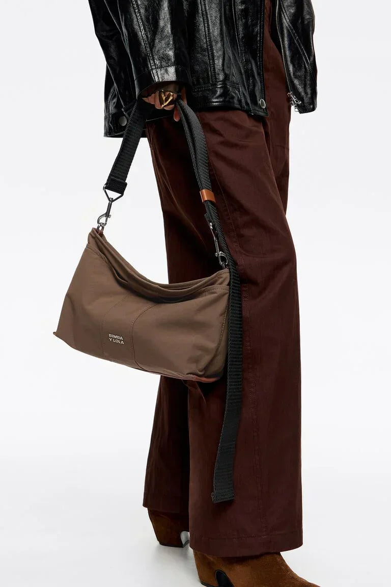 תיק קז'ואל חום של BIMBA Y LOLA עם רצועה שחורה, אופנה לנשים באתר CHOZEN