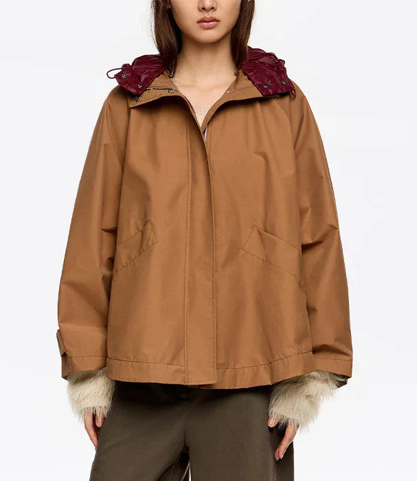 מעיל חום אופנתי לנשים עם קפוצ'ון בורדו, קו עיצוב ייחודי, CHOZEN קבוצת אלפא