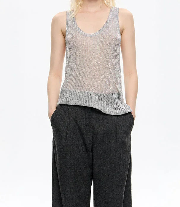 גופיית נשים כסופה שקופה ומכנסיים שחורים רחבים, אופנת CHOZEN