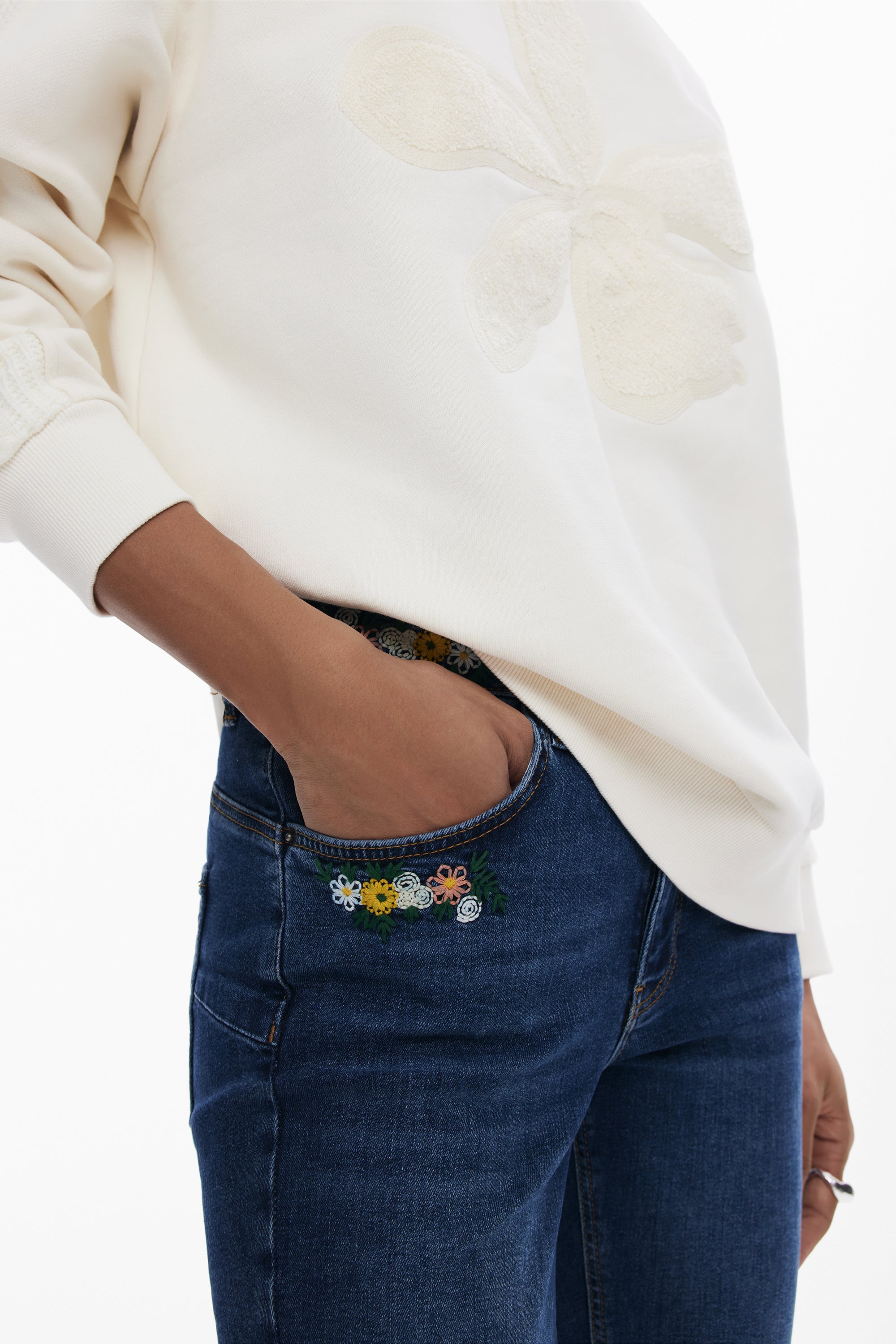 דזיגואל ג'ינס סקיני לנשים