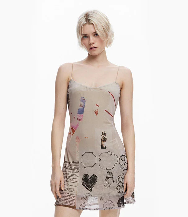 דגם שמלה קצרה בעיצוב מודרני עם הדפס גרפי, אופנת נשים טרנדי, ב-CHOZEN מבית קבוצת אלפא