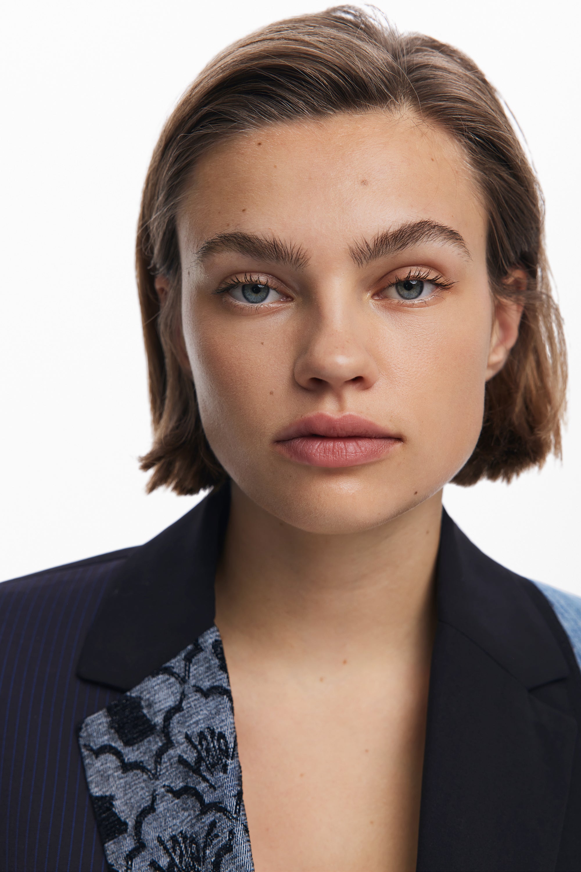 דזיגואל בלייזר לנשים