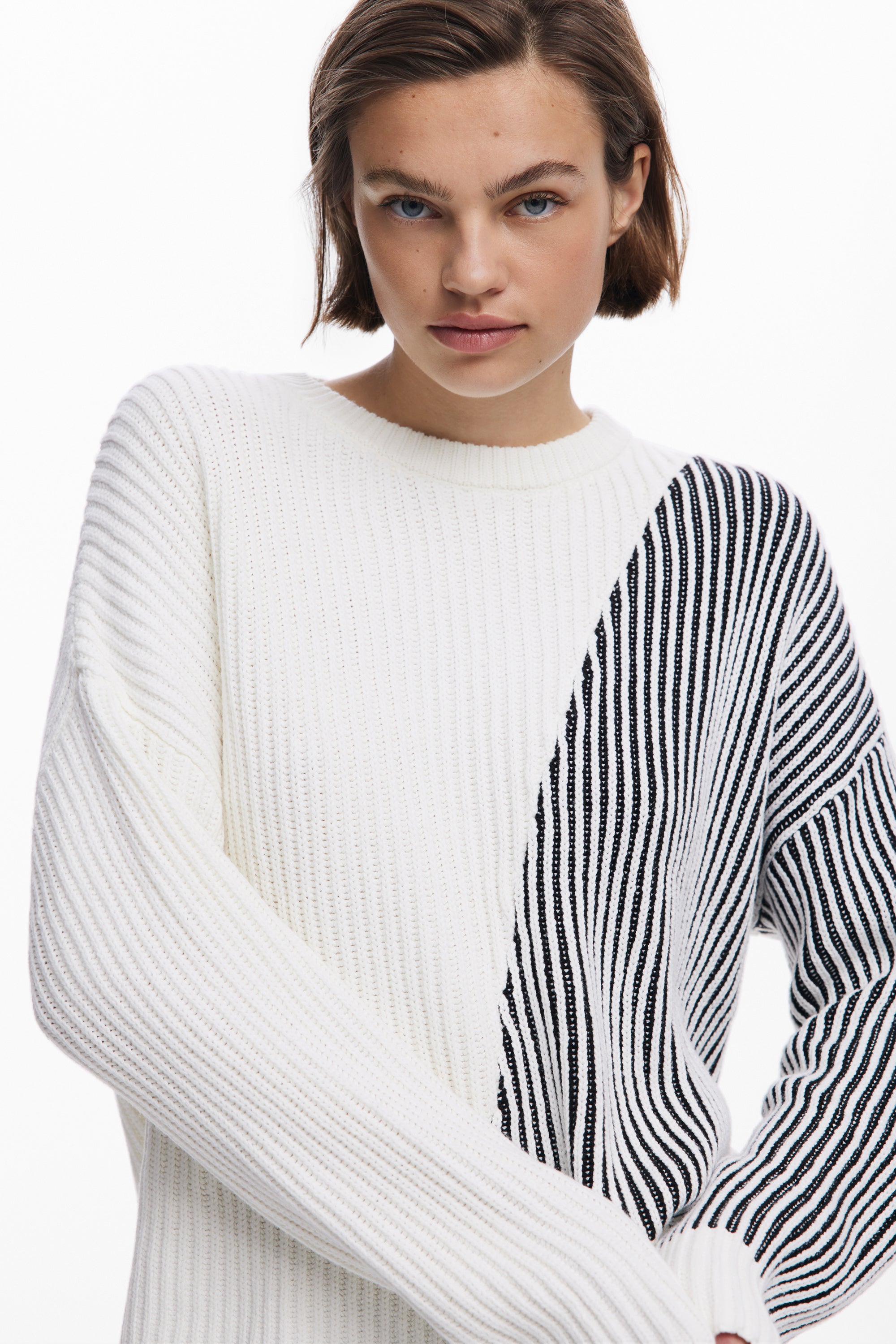 דזיגואל סוודר לנשים