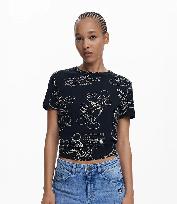 חולצת טי שחורה עם הדפס מיקי מאוס לבן לאישה, אופנה עדכנית מבית CHOZEN