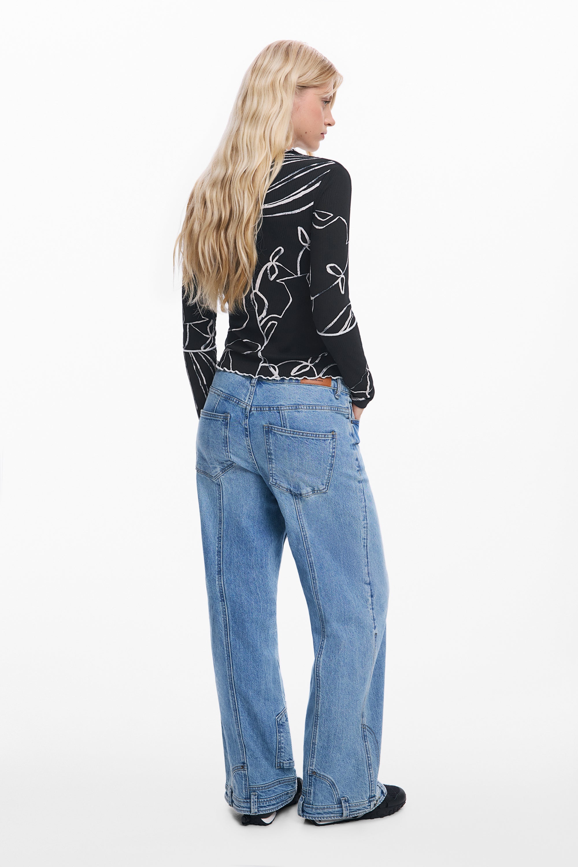 דזיגואל טישירט ארוכה לנשים