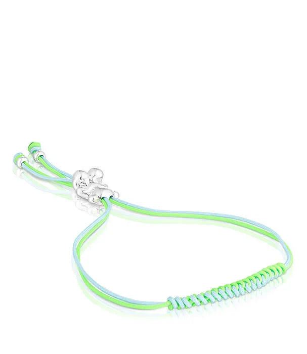 צמיד חוט ירוק תכלת עם תליון כסף, עיצוב ייחודי מבית CHOZEN, משווק בלעדי קבוצת אלפא