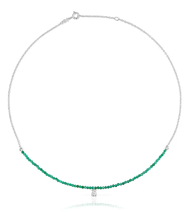 שרשרת כסף עדינה עם חרוזים ירוקים ותליון יהלום מבית CHOZEN