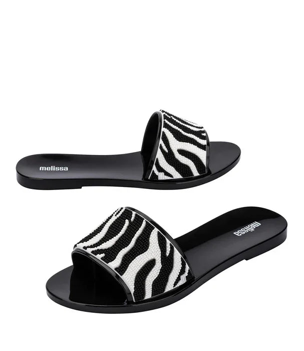 כפכפי melissa שטוחים עם רצועת זברה שחור-לבן, אופנה טרנדית לנשים, CHOZEN