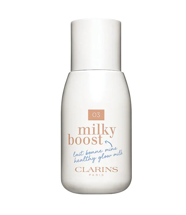 בקבוק קרם Clarins Milky Boost מוצג על רקע לבן, מוצר טיפוח יופי CHOZEN