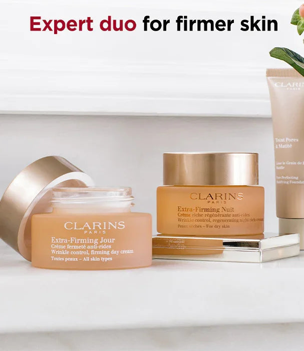 קרמי פנים קלרינס Extra-Firming על מדף, מוצרי טיפוח מובילים ב-CHOZEN