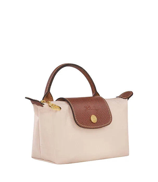 תיק יד אופנתי לנשים, גוון בז׳ עם ידית וסגירה חומה, מבית מותג בינלאומי ב-CHOZEN