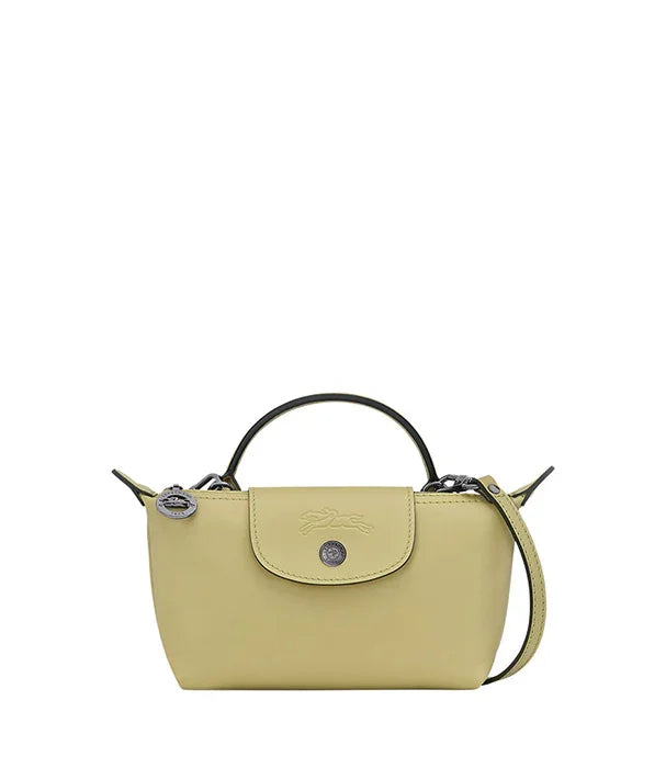 תיק יד קטן בצבע ירוק בהיר, תיק אופנה יוקרתי לנשים, נמכר באתר CHOZEN