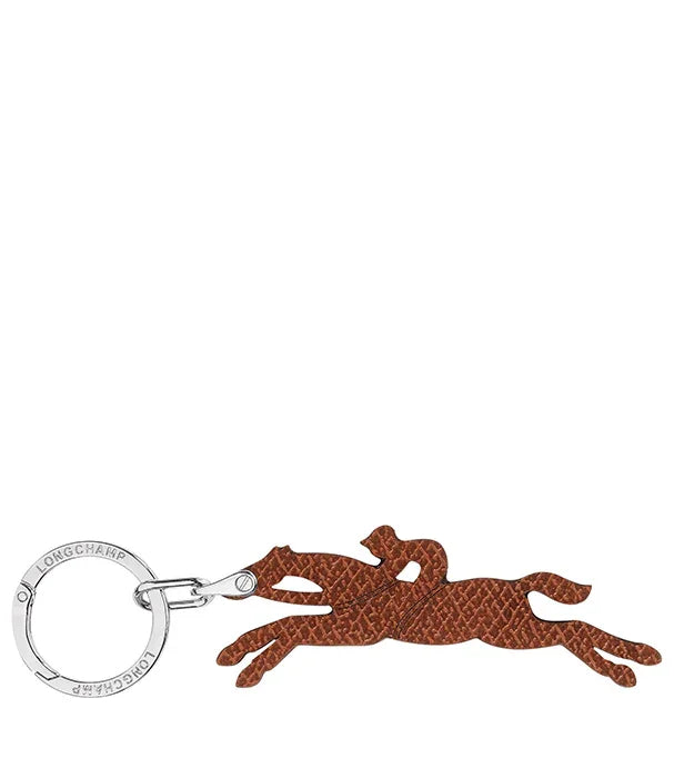 מחזיק מפתחות עור חום של LONGCHAMP בעיצוב סוס רוכב, מוצר יוקרה באתר CHOZEN