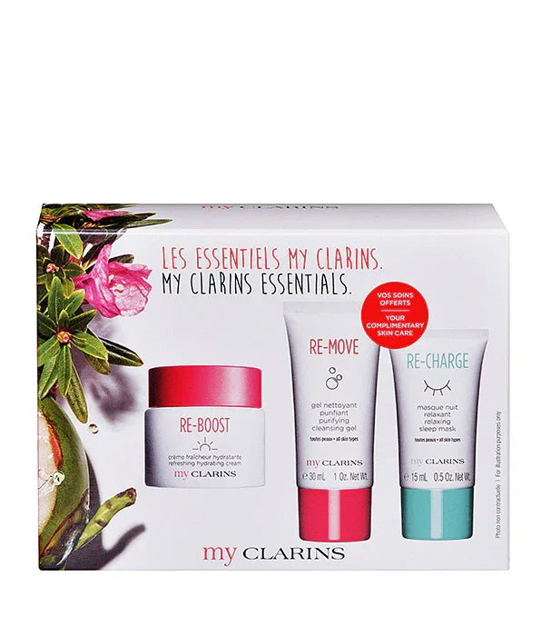 ערכת טיפוח my CLARINS עם שלושה מוצרי קוסמטיקה, צילום קופסה עם פרח ורוד, מותג יופי בינלאומי