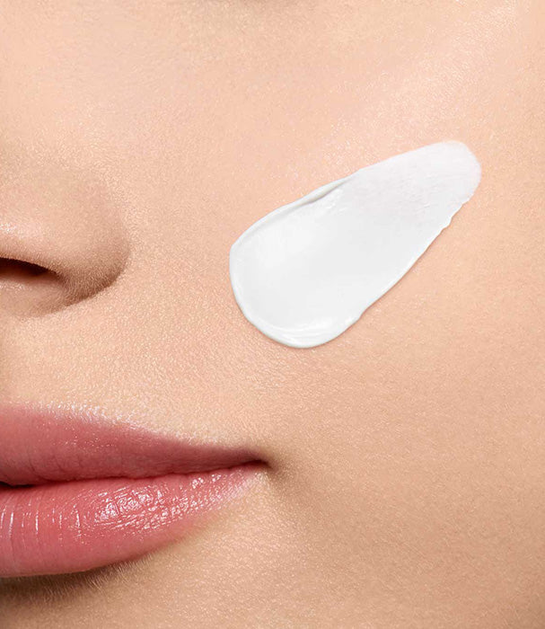 קלרינס HYDRA ESSENTIEL קרם יום בגימור משי לעור רגיל עד יבש עם SPF15