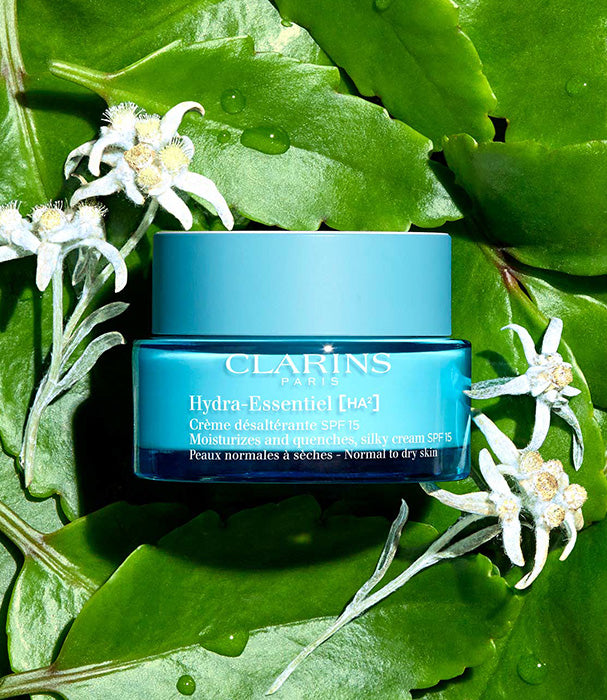 קלרינס HYDRA ESSENTIEL קרם יום בגימור משי לעור רגיל עד יבש עם SPF15