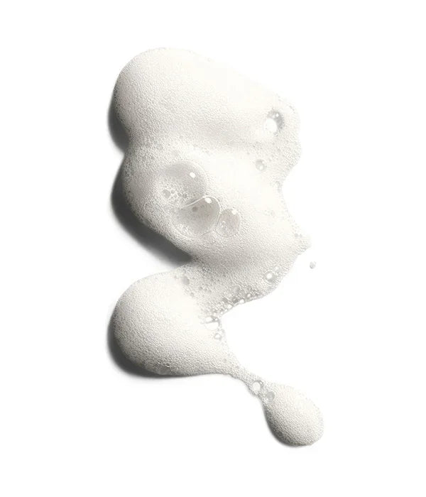 קצף ניקוי לבן על רקע לבן, מוצר טיפוח עור מותגי CHOZEN, קבוצת אלפא