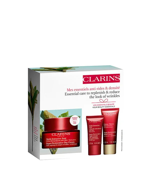 מארז טיפוח Clarins אנטי אייג'ינג, קרם יום ושני תכשירים נוספים, מוצג על גבי קופסה מעוצבת