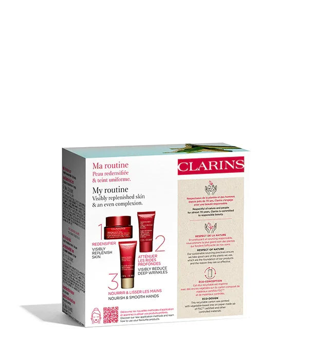 מארז מוצרי קוסמטיקה של קלרינס Clarins עם שלושה שלבים לטיפוח עור הפנים והידיים, רקע לבן
