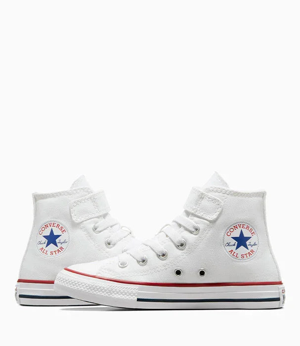 נעלי קונברס All Star לבנות גבוהות, דגם קלאסי, מוצג על רקע לבן באתר CHOZEN
