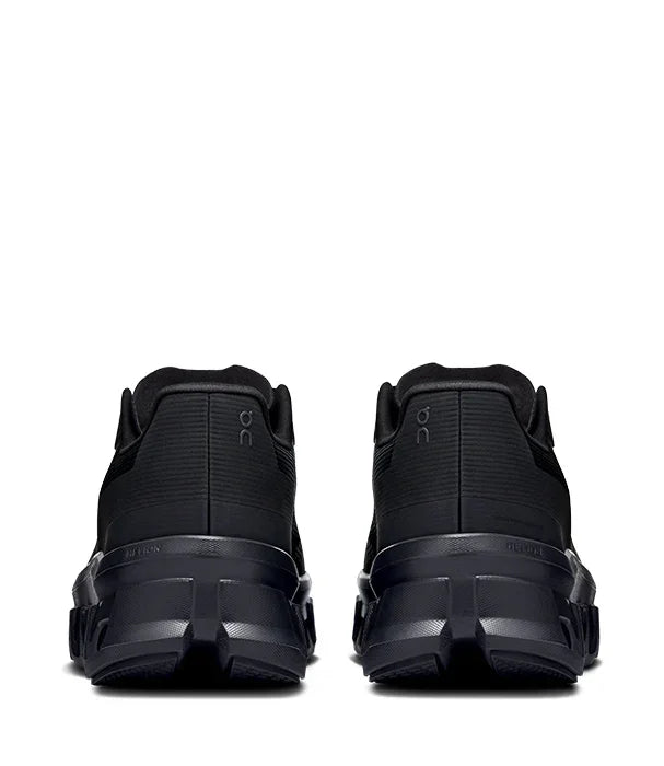 נעלי סניקרס ON Cloudmonster בצבע שחור, צילום אחורי, מבית היבואן הרשמי CHOZEN