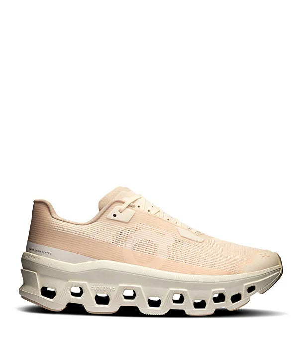 נעל ספורט בז' Cloudmonster לנשים, עיצוב חדשני, HOMEPAGE מותג CHOZEN