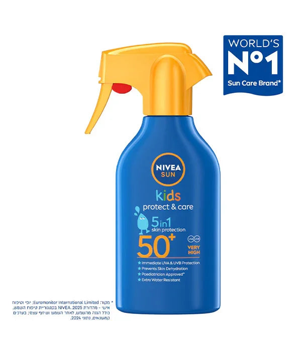 תכשיר הגנה מהשמש NIVEA Sun לילדים תרסיס הגנה SPF 50+ בחרטום צהוב, מוצג על רקע לבן