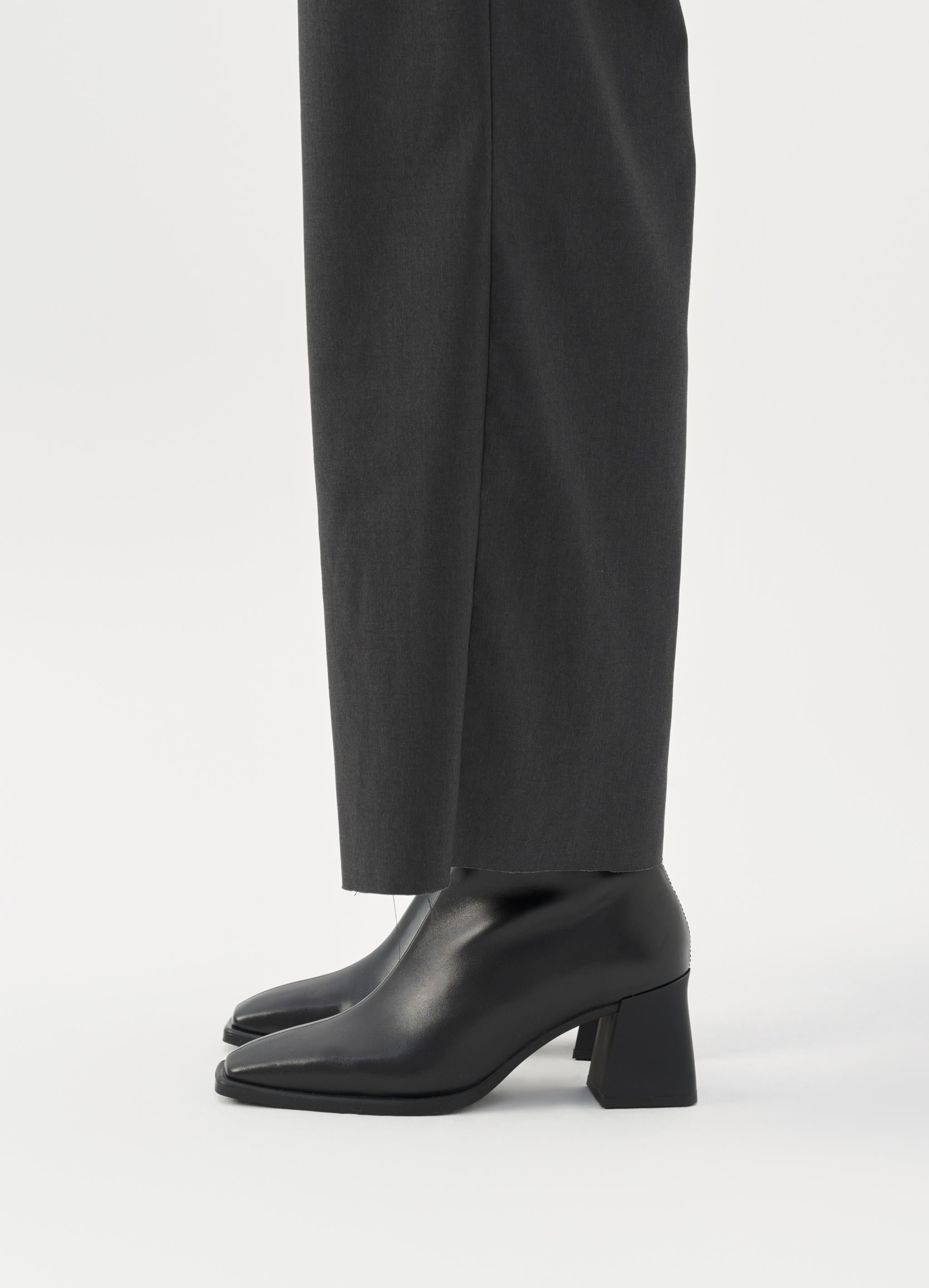 וגבונד מגפיים HEDDA לנשים בצבע שחור