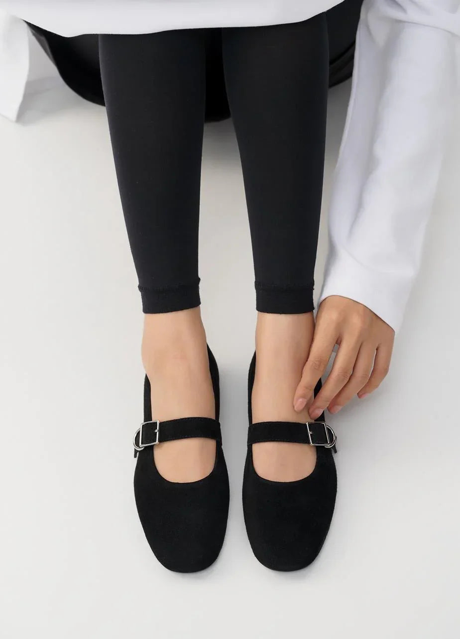 נעליים שטוחות שחורות עם רצועה לנשים, אופנה אלגנטית מבית CHOZEN